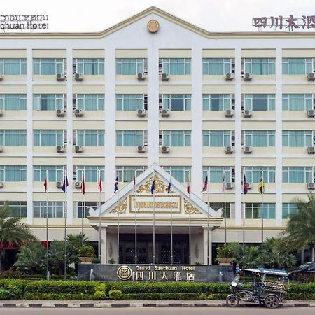 Grand Szechuan Hotel Vientiane Exterior photo