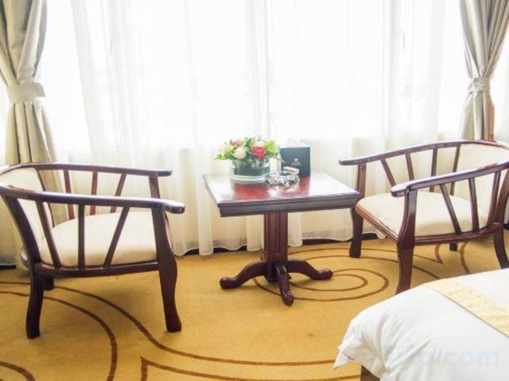 Grand Szechuan Hotel Vientiane Exterior photo