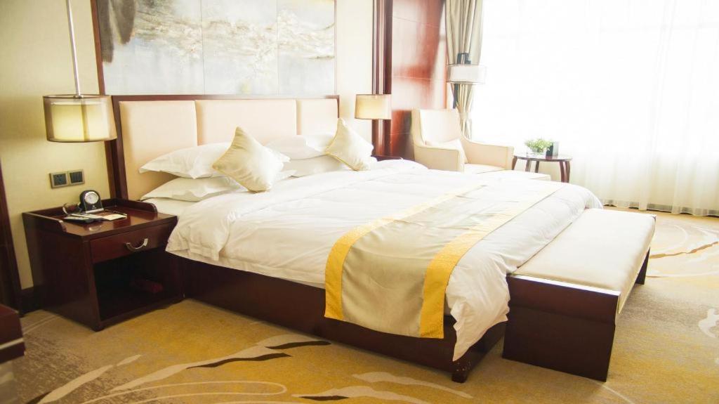 Grand Szechuan Hotel Vientiane Exterior photo