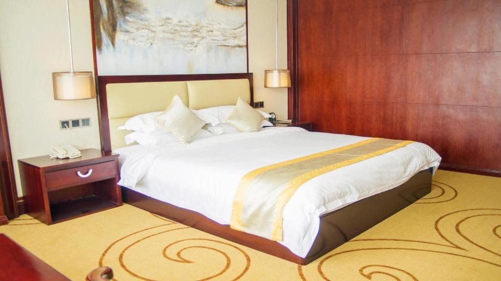Grand Szechuan Hotel Vientiane Exterior photo