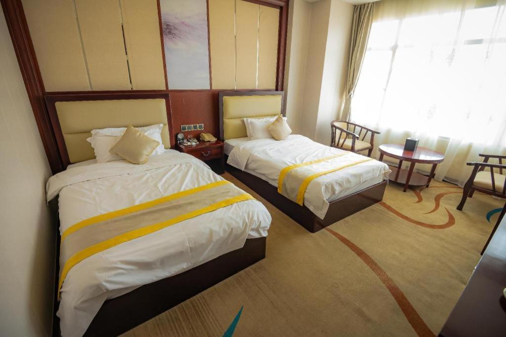 Grand Szechuan Hotel Vientiane Exterior photo